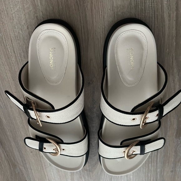 White Sandals - Picture 1 of 4